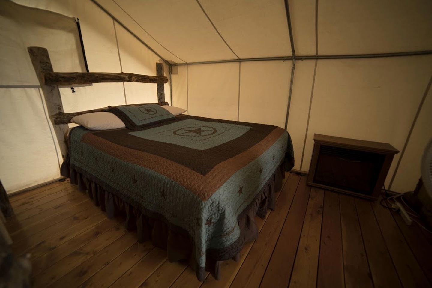Cozy Utah Glamping Tent on Cowboy Ranch