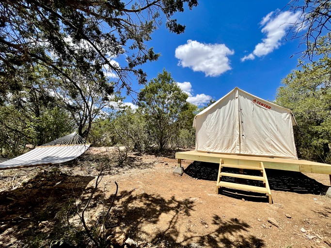 RU Tentrr Signature Site Hill Country Adventure Outpost 8, Tented