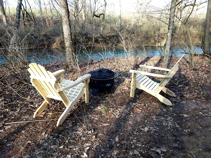 RUTentrr Signature Site Lost in the Woods, Tented Cabins