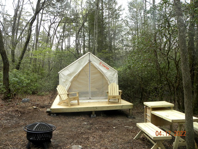RU Tentrr Signature Site Mountain Holler Camp 2, Tented Cabins