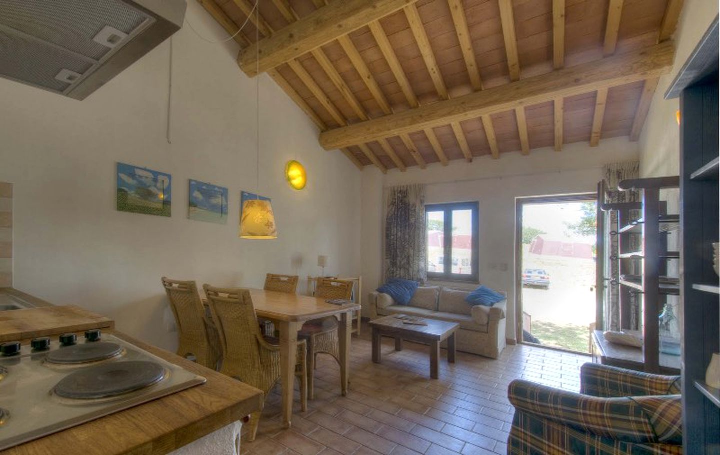 Rustic Vacation Rental with an Outdoor Pool near Ancona, Italy