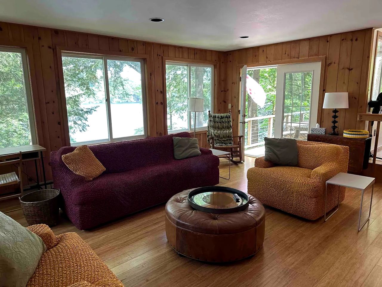 Fantastic Cottage with Stunning Views and Lake Access in Holderness, New Hampshire