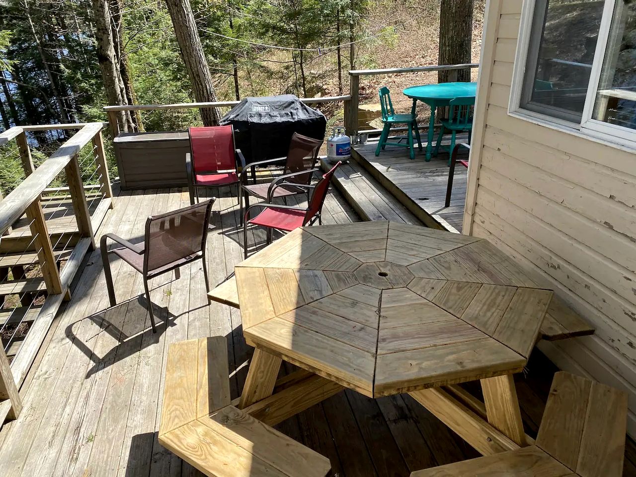 Fantastic Cottage with Stunning Views and Lake Access in Holderness, New Hampshire