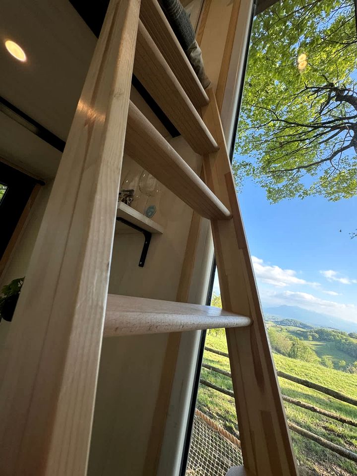 Eco-Friendly Tiny Home with Panoramic Mountain Views near Chambaran, Isère