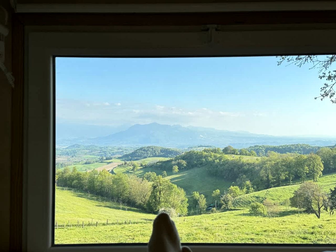Eco-Friendly Tiny Home with Panoramic Mountain Views near Chambaran, Isère