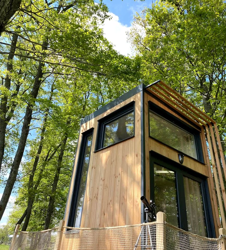 Eco-Friendly Tiny Home with Panoramic Mountain Views near Chambaran, Isère