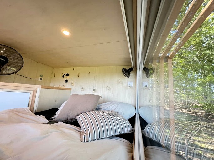 Tiny Houses (France, Bessins, Auvergne-Rhône-Alpes)