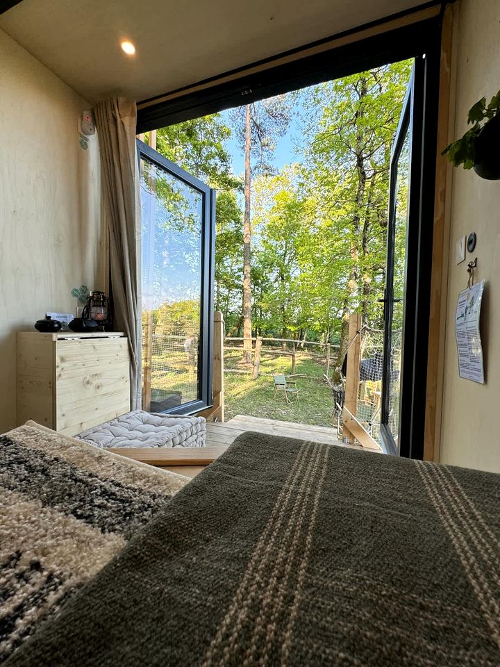 Eco-Friendly Tiny Home with Panoramic Mountain Views near Chambaran, Isère