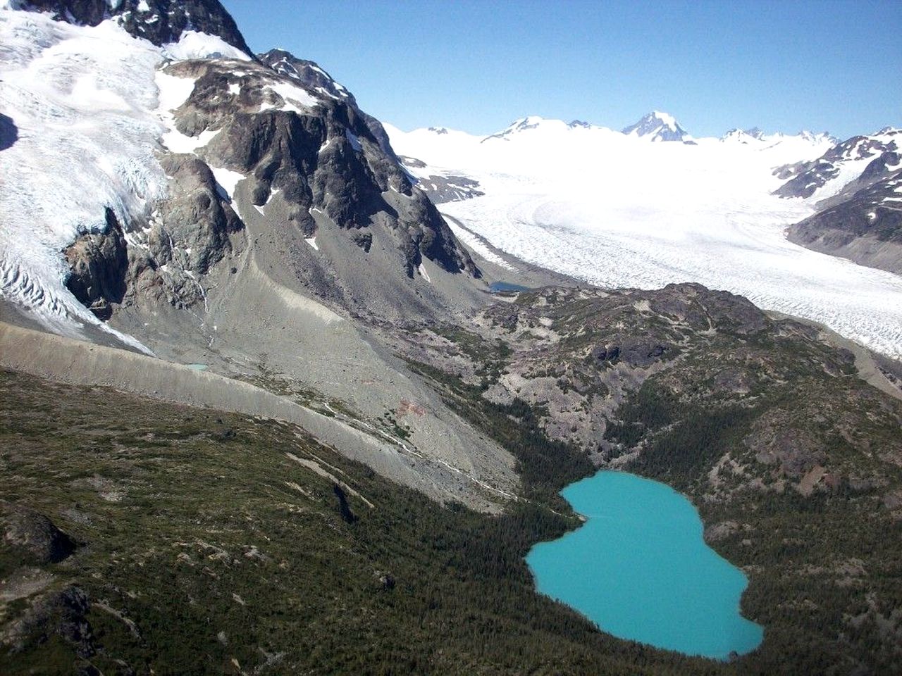 Secluded Lakeside Lodge Rental in North Tweedsmuir Park, British Columbia