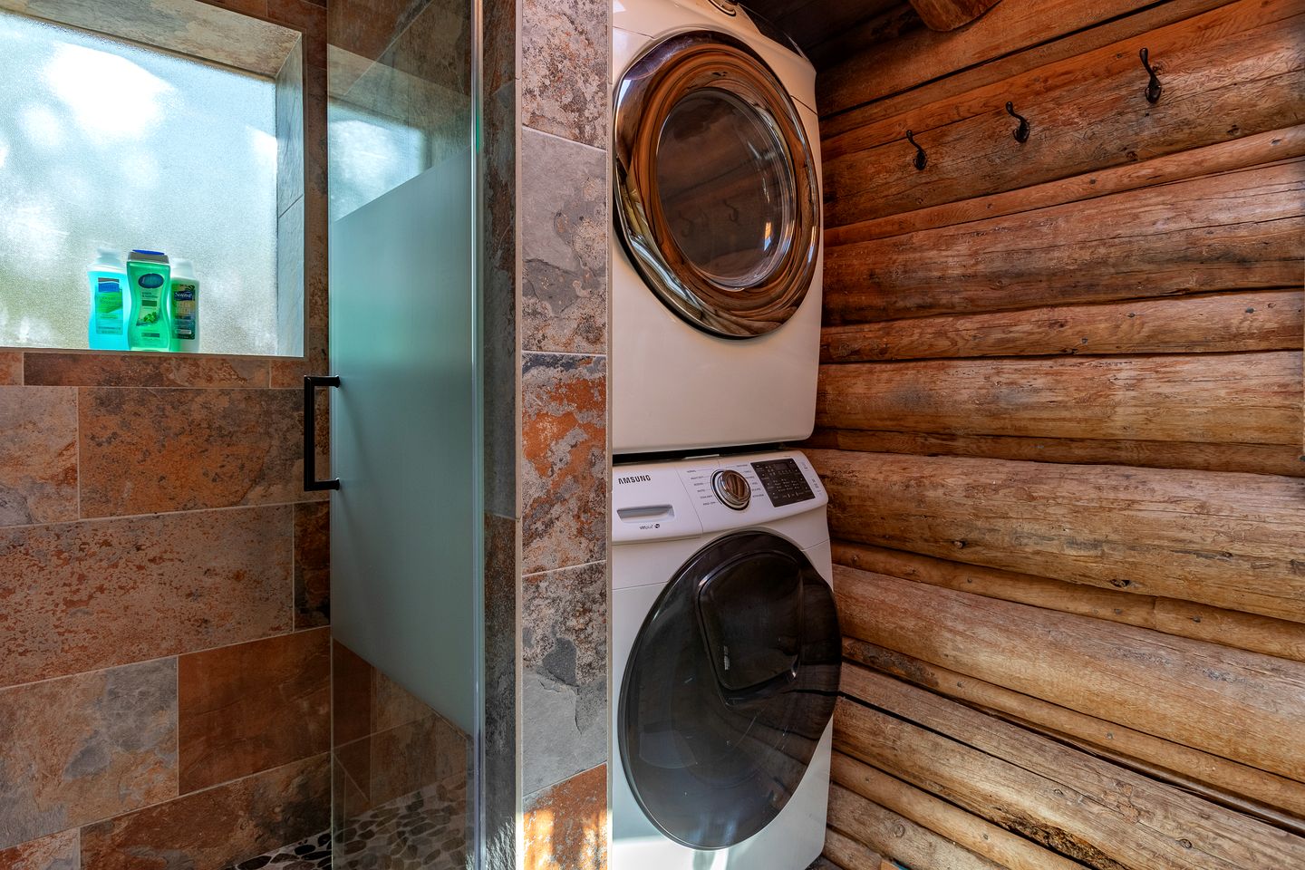 Charming Chalet with Teton Views and Hot Tub near Fishing in Driggs, Idaho