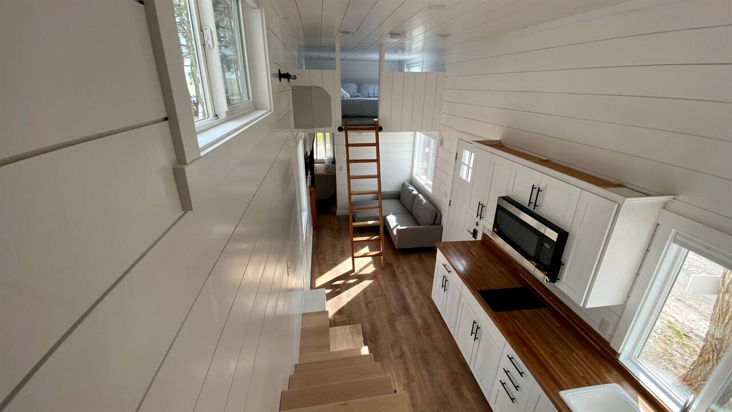 Peaceful Tiny house on a Real Ranch with Mountain Views near Tetonia, Idaho