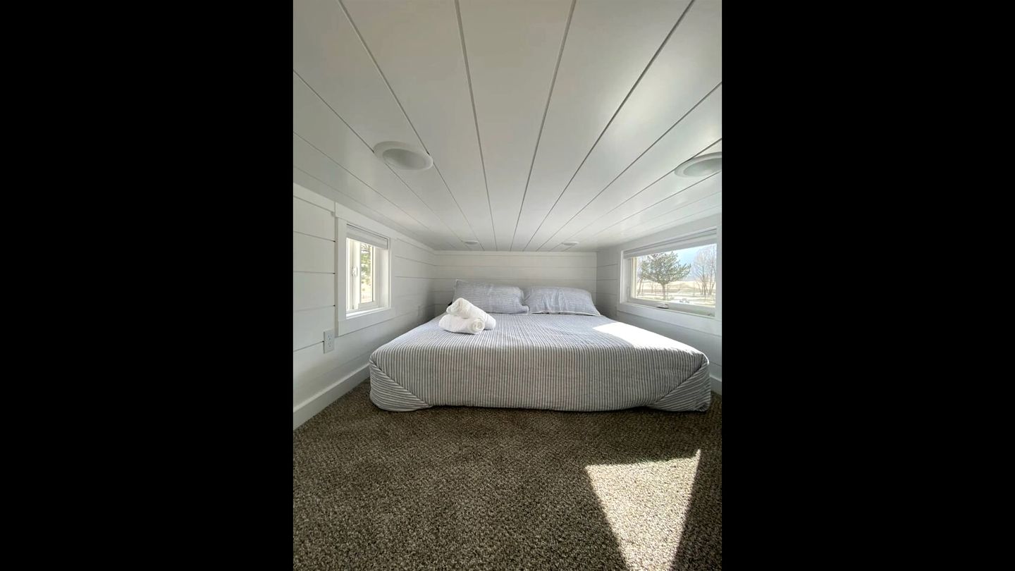 Peaceful Tiny house on a Real Ranch with Mountain Views near Tetonia, Idaho