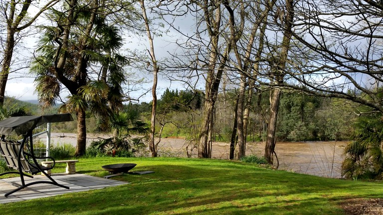 Nature Lodges (Porepunkah, Victoria, Australia)