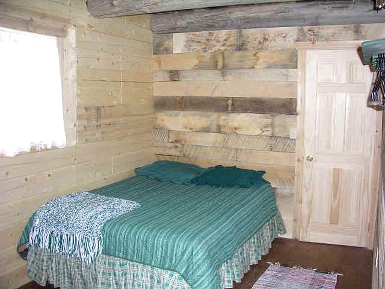 Adjoining Log Cabins for a Rural Group Getaway to the San Juan Mountains, Colorado