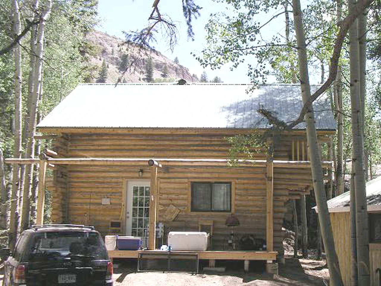 Spacious Log Cabin Rental with Woodland Views near Blue Mesa Reservoir, Colorado