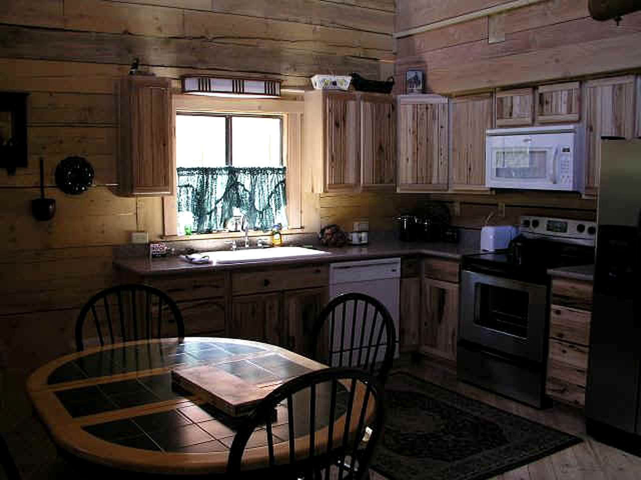 Lovely Camping Cabin with Amazing Woodland Views in the Western Rockies of Colorado