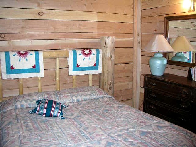 Log Cabins (Lake City, Colorado, United States)