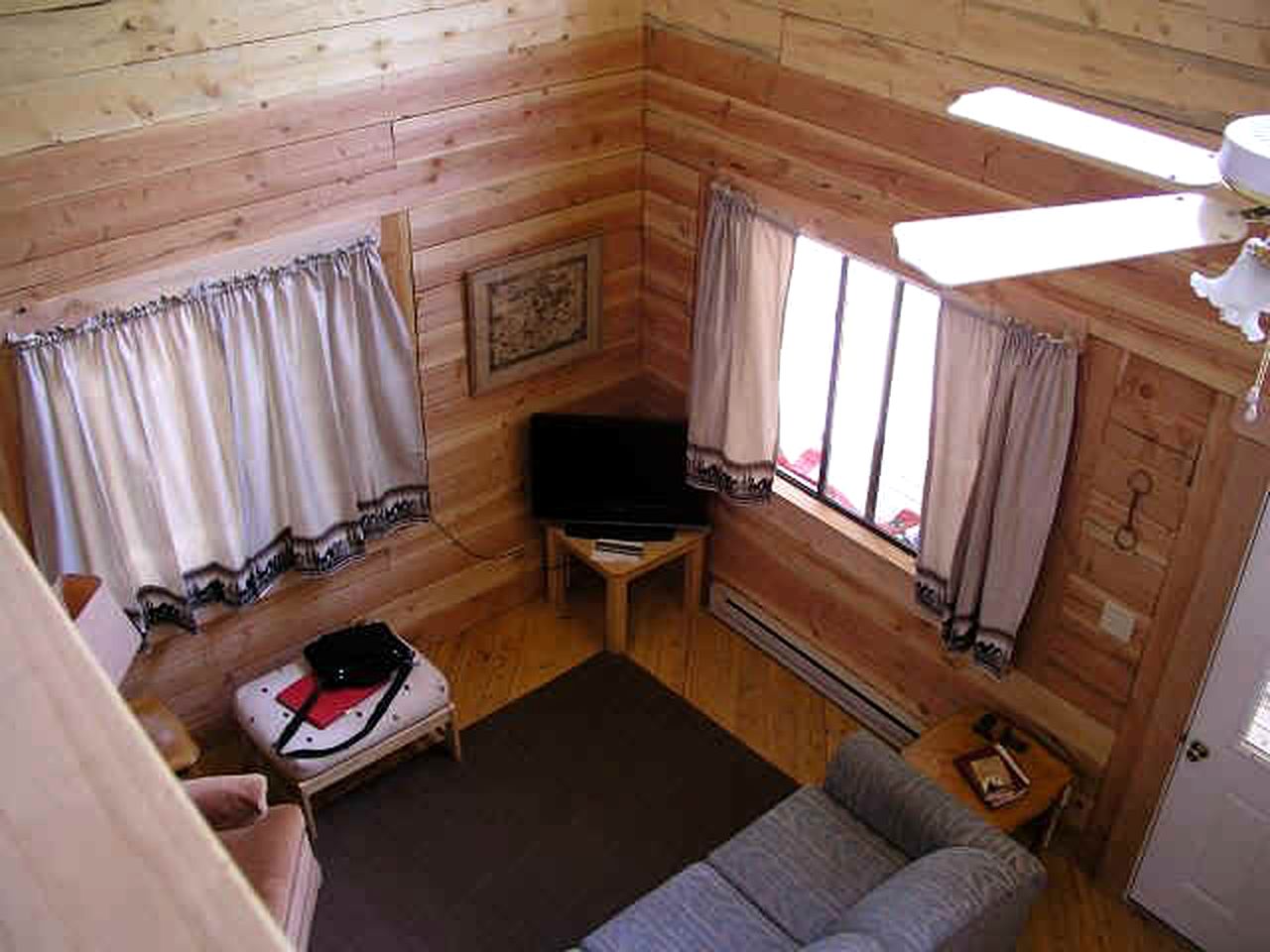 Family-Friendly Log Cabin Rental with a Private Porch near Gunnison, Colorado