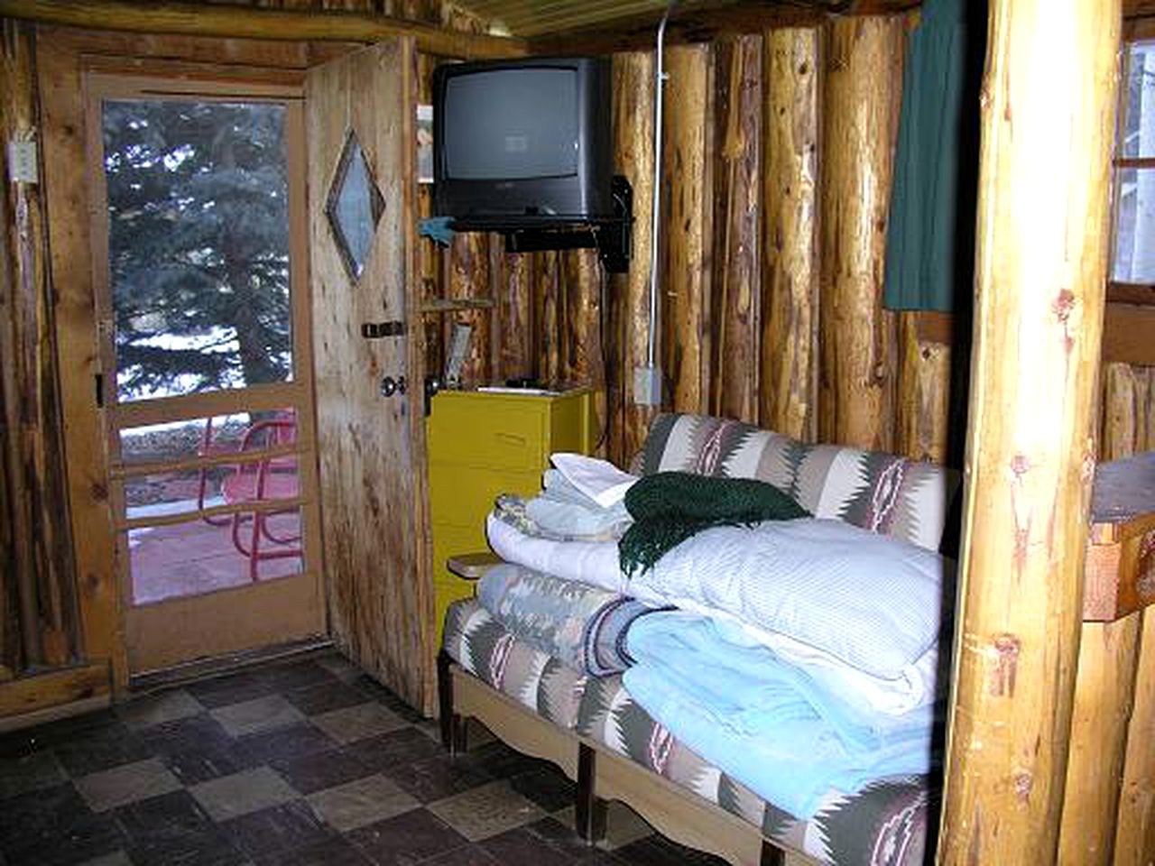 Mountain Log Cabin Rental for a Couples' Getaway to Lake City, Colorado
