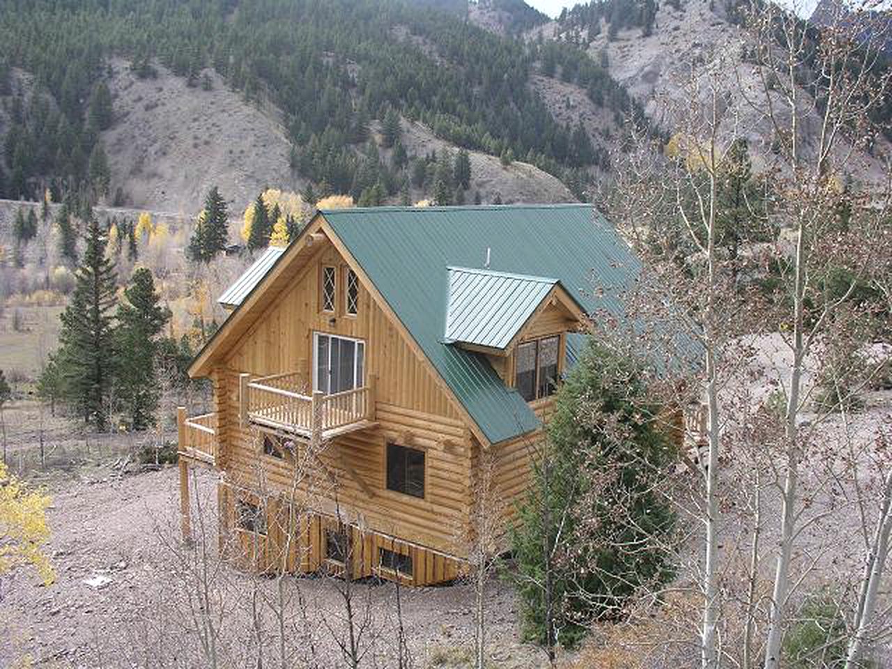 Stately Log Cabin Rental with Stunning Mountain Views in Lake City, Colorado