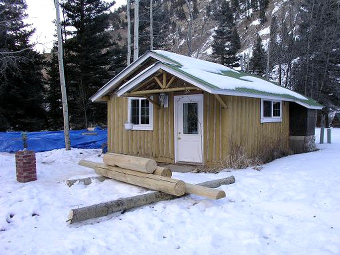 Log Cabins (Lake City, Colorado, United States)