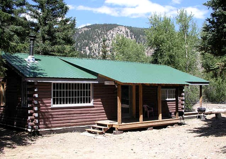 Log Cabins (Lake City, Colorado, United States)