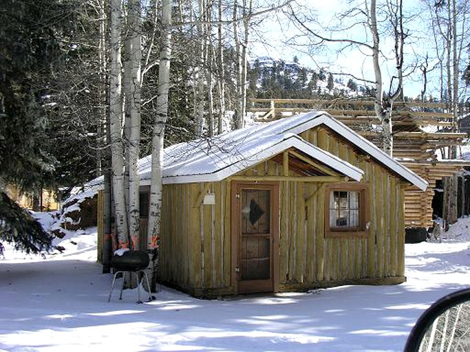 Log Cabins (Lake City, Colorado, United States)