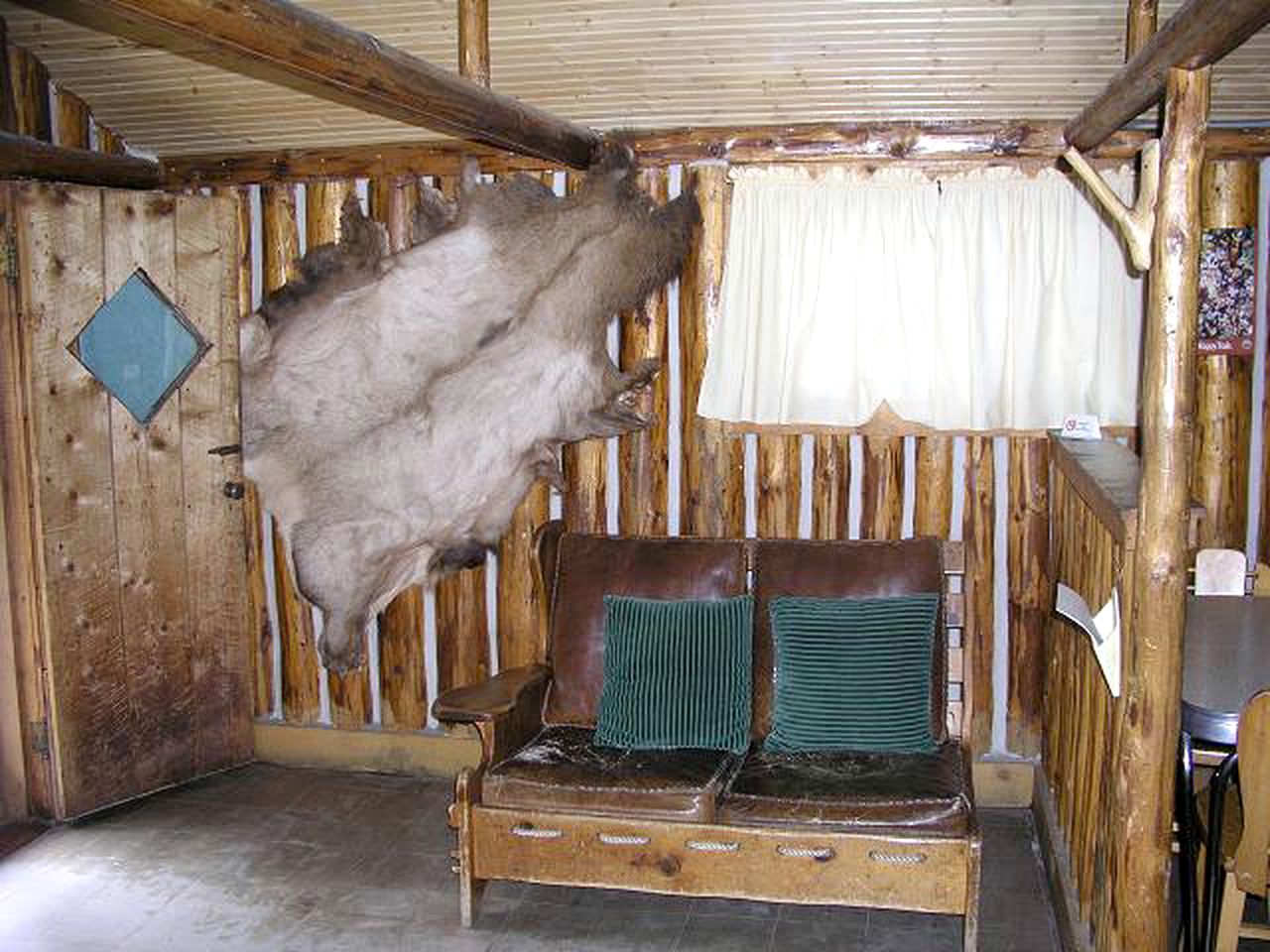 Rustic Log Cabin Rental for a Romantic Getaway in Lake City, Colorado