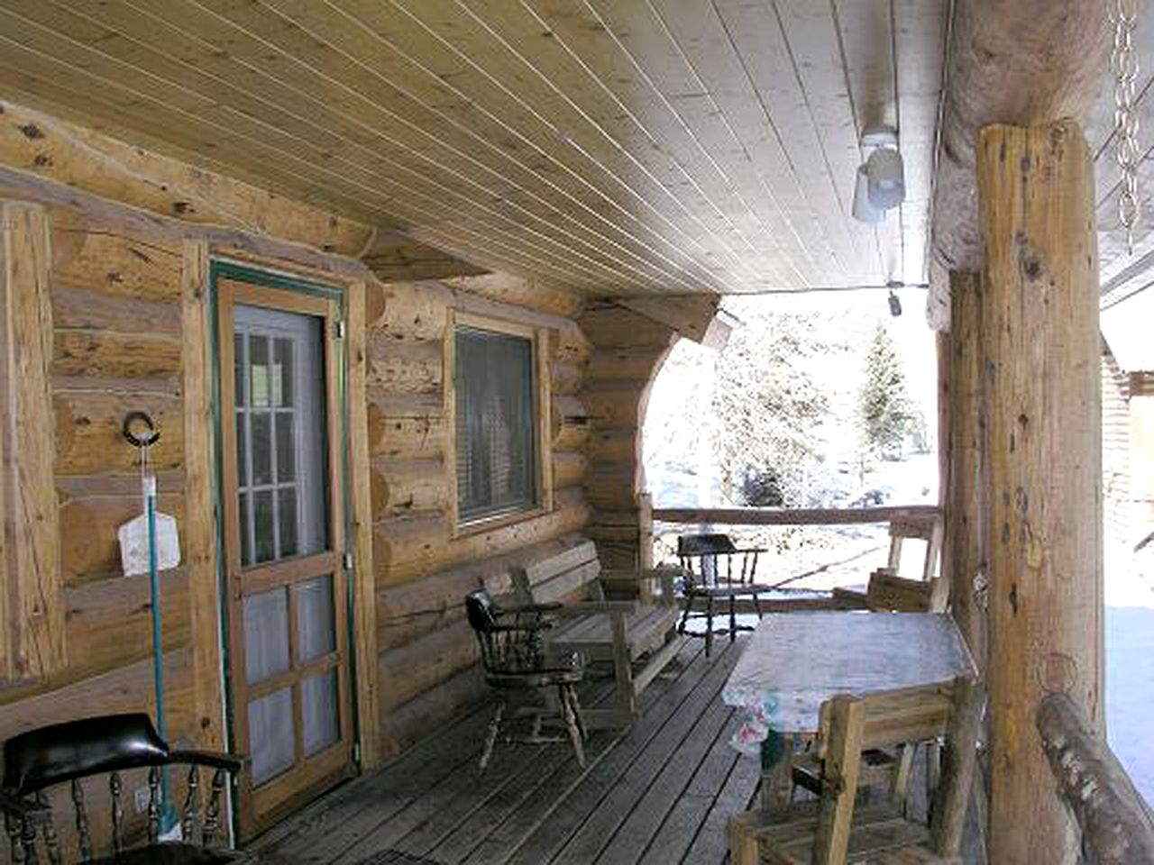 Dog-Friendly Log Cabin Rental for a Rural Getaway in Lake City, Colorado