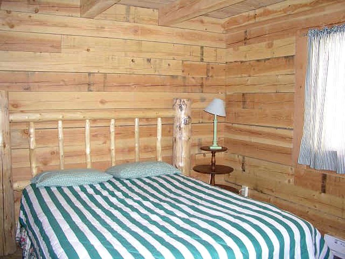 Log Cabins (Lake City, Colorado, United States)