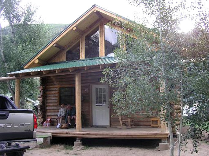 Log Cabins (Lake City, Colorado, United States)
