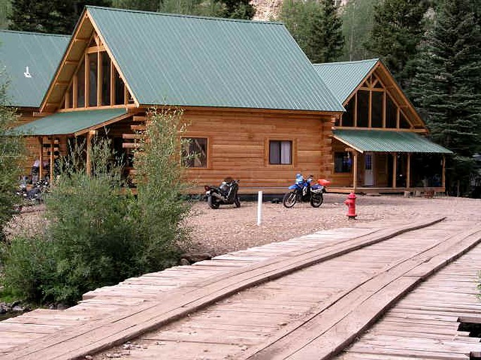Log Cabins (Lake City, Colorado, United States)