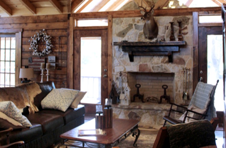 Cabins (Huntington, Texas, United States)