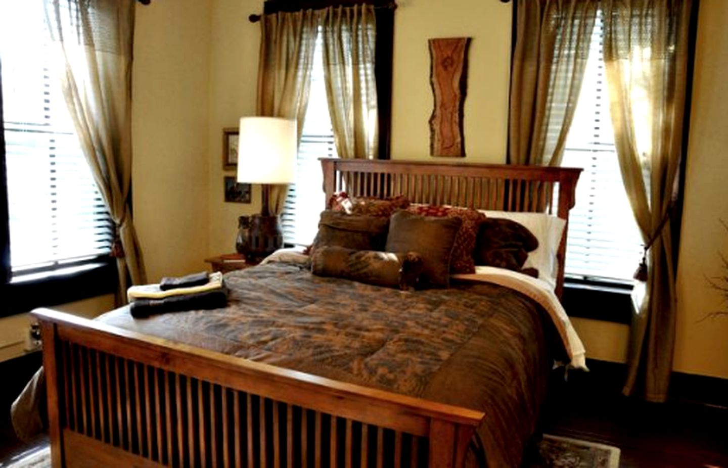 Luxurious Bed and Breakfast Vacation Rental for Large Groups in East Texas