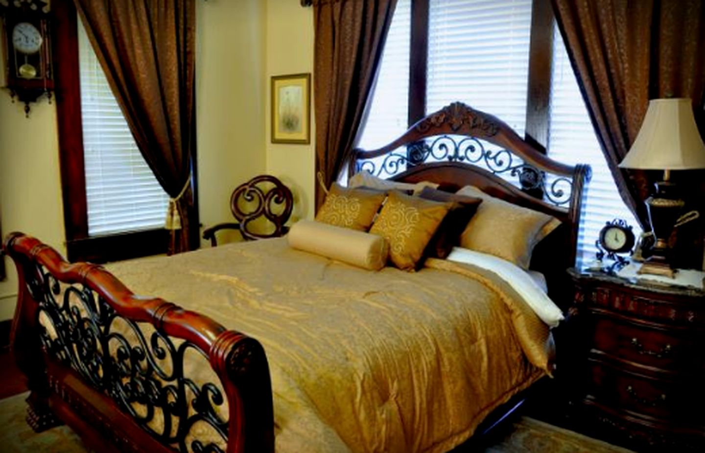 Luxurious Bed and Breakfast Vacation Rental for Large Groups in East Texas