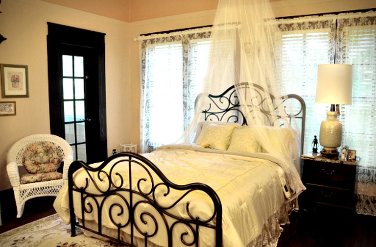 Vacation Rentals (Huntington, Texas, United States)