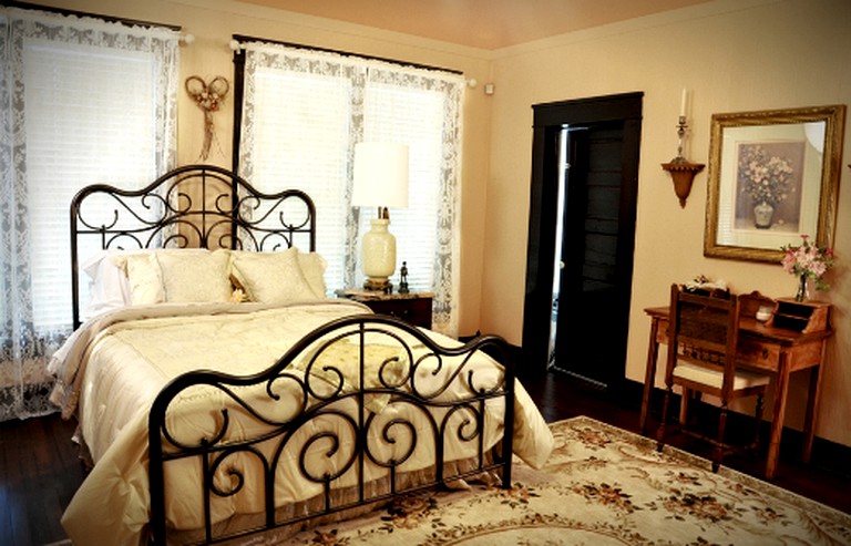 Vacation Rentals (Huntington, Texas, United States)