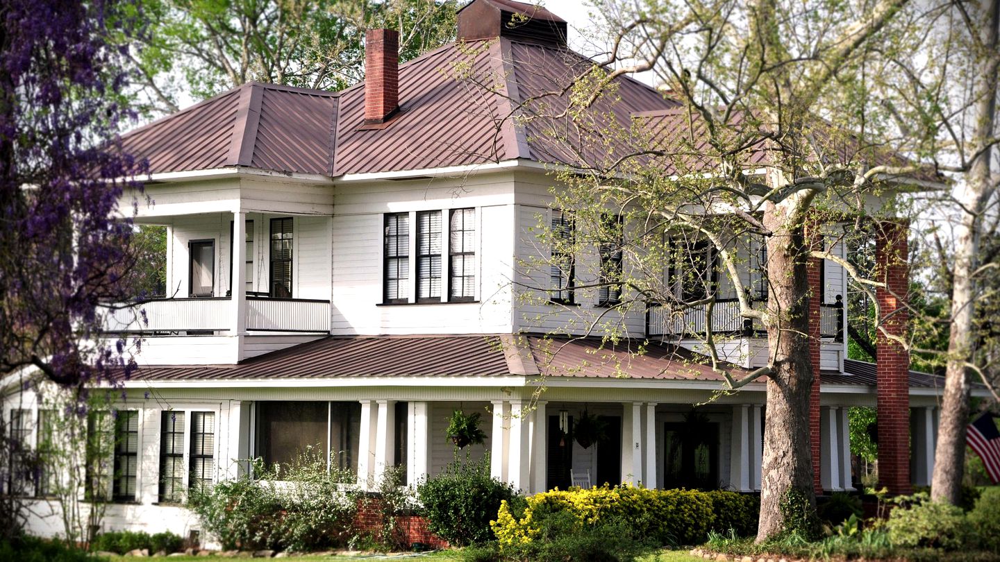 Luxurious Bed and Breakfast Vacation Rental for Large Groups in East Texas