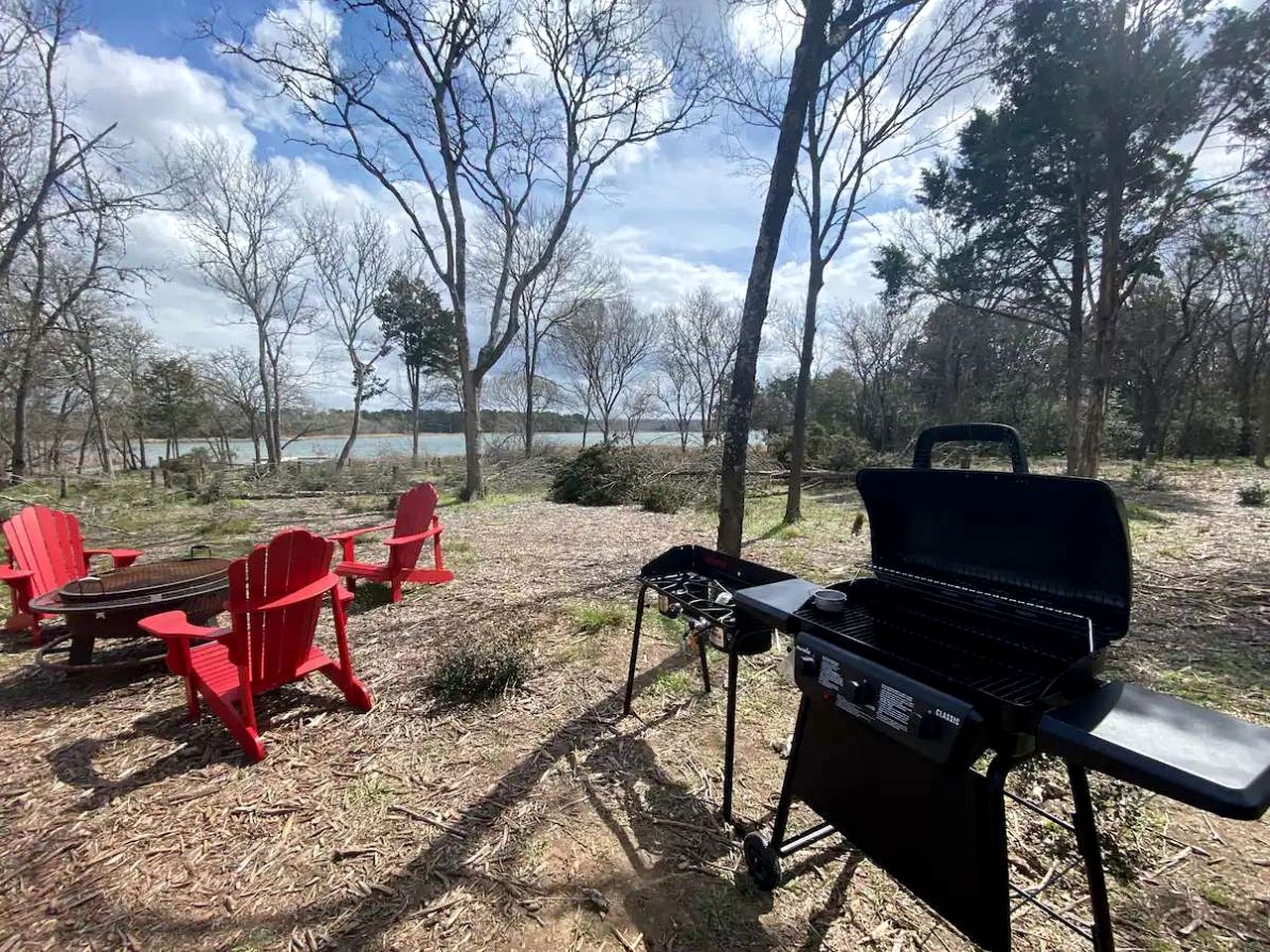 Elegant Texas Glamping Getaway on Lake Bastrop