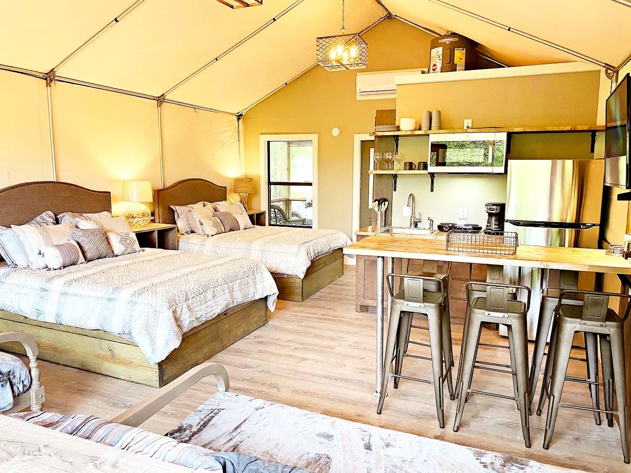 Texas Glamping Vacation Full of Aquatic Adventures: Fantastic Tented Cabin by a Creek near San Antonio