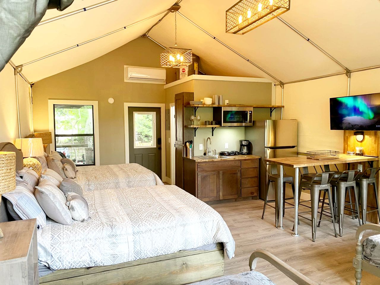 Texas Glamping Vacation Full of Aquatic Adventures: Fantastic Tented Cabin by a Creek near San Antonio