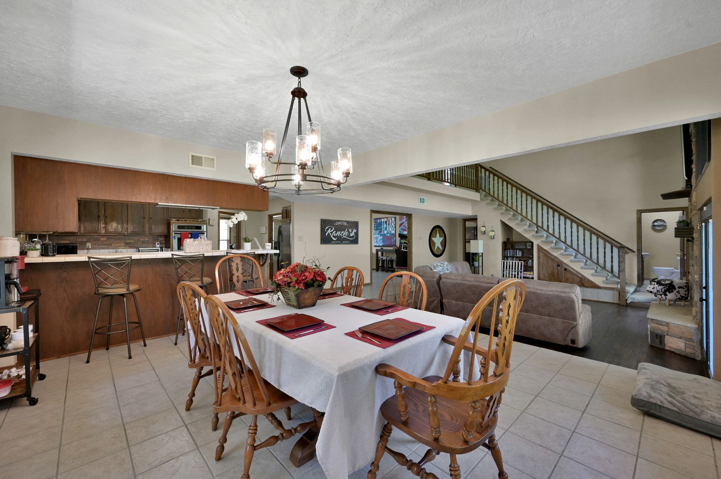 Spacious Texas Ranch Retreat with Cowboy Pool and Fire Pit Near Lake Livingston, Coldspring TX