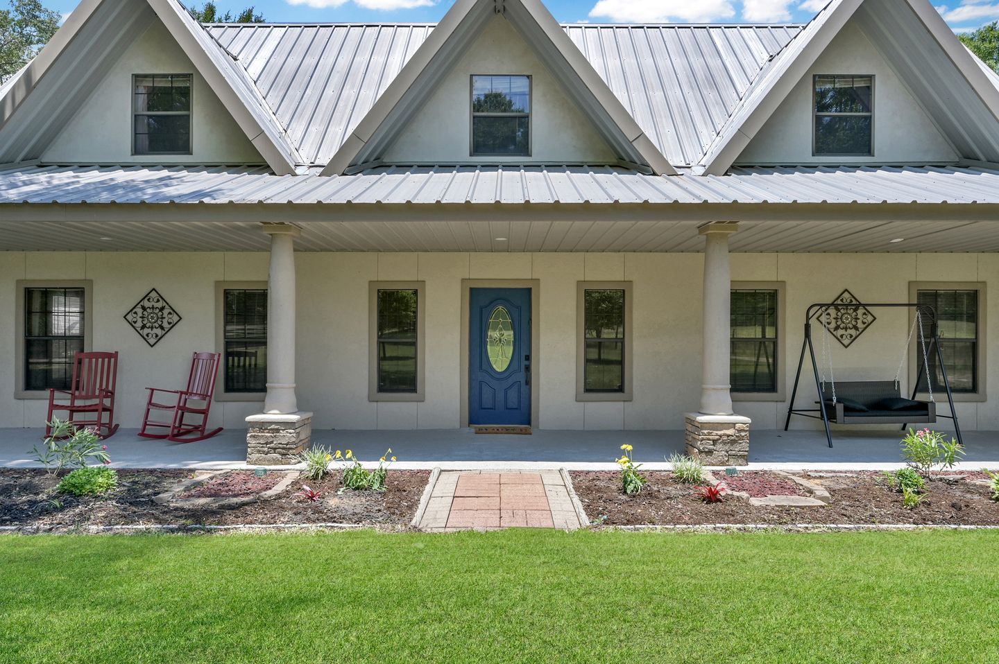 Spacious Texas Ranch Retreat with Cowboy Pool and Fire Pit Near Lake Livingston, Coldspring TX