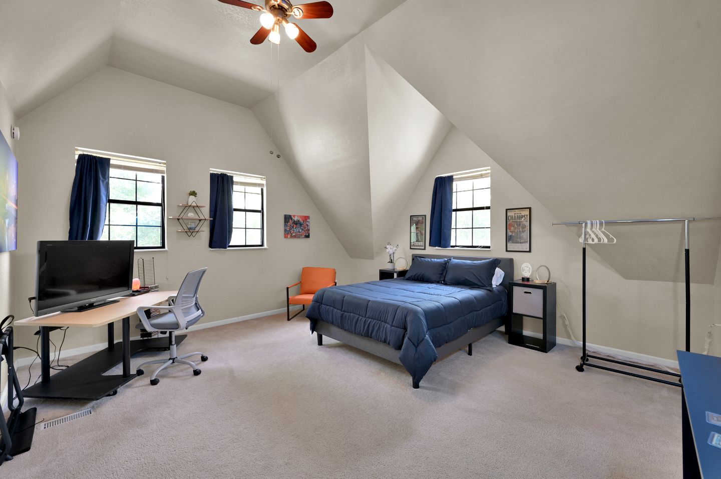 Spacious Texas Ranch Retreat with Cowboy Pool and Fire Pit Near Lake Livingston, Coldspring TX