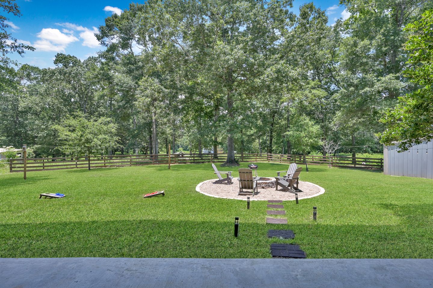 Spacious Texas Ranch Retreat with Cowboy Pool and Fire Pit Near Lake Livingston, Coldspring TX