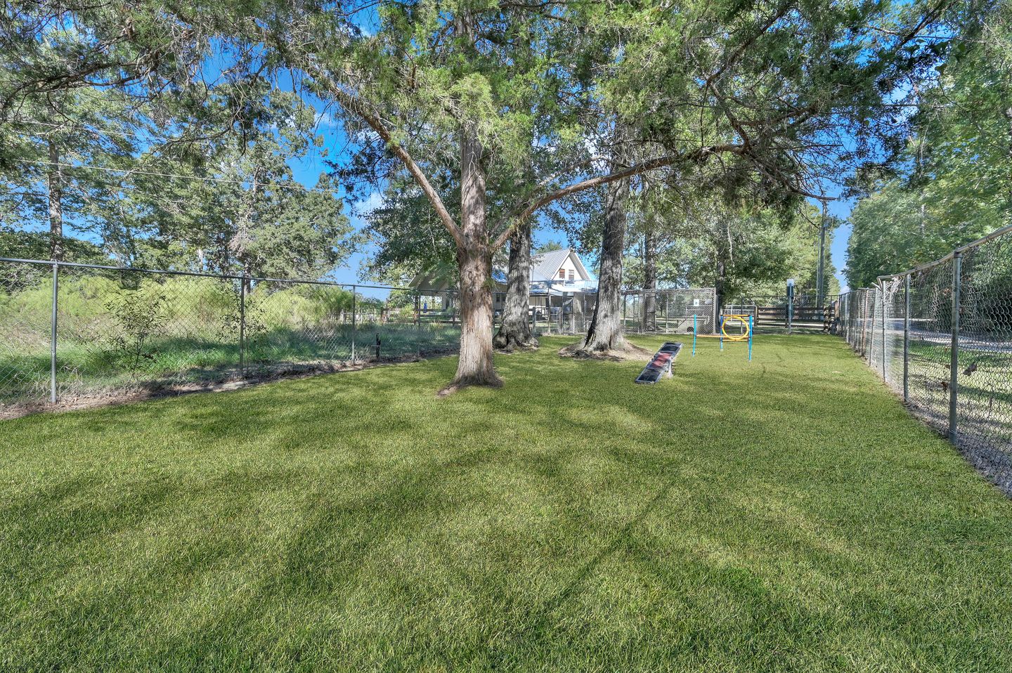 Spacious Texas Ranch Retreat with Cowboy Pool and Fire Pit Near Lake Livingston, Coldspring TX