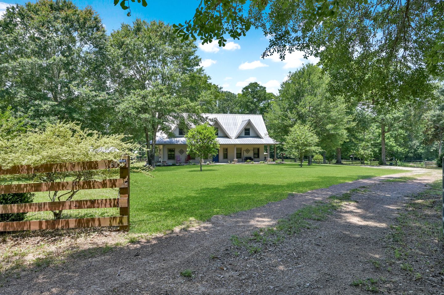Spacious Texas Ranch Retreat with Cowboy Pool and Fire Pit Near Lake Livingston, Coldspring TX