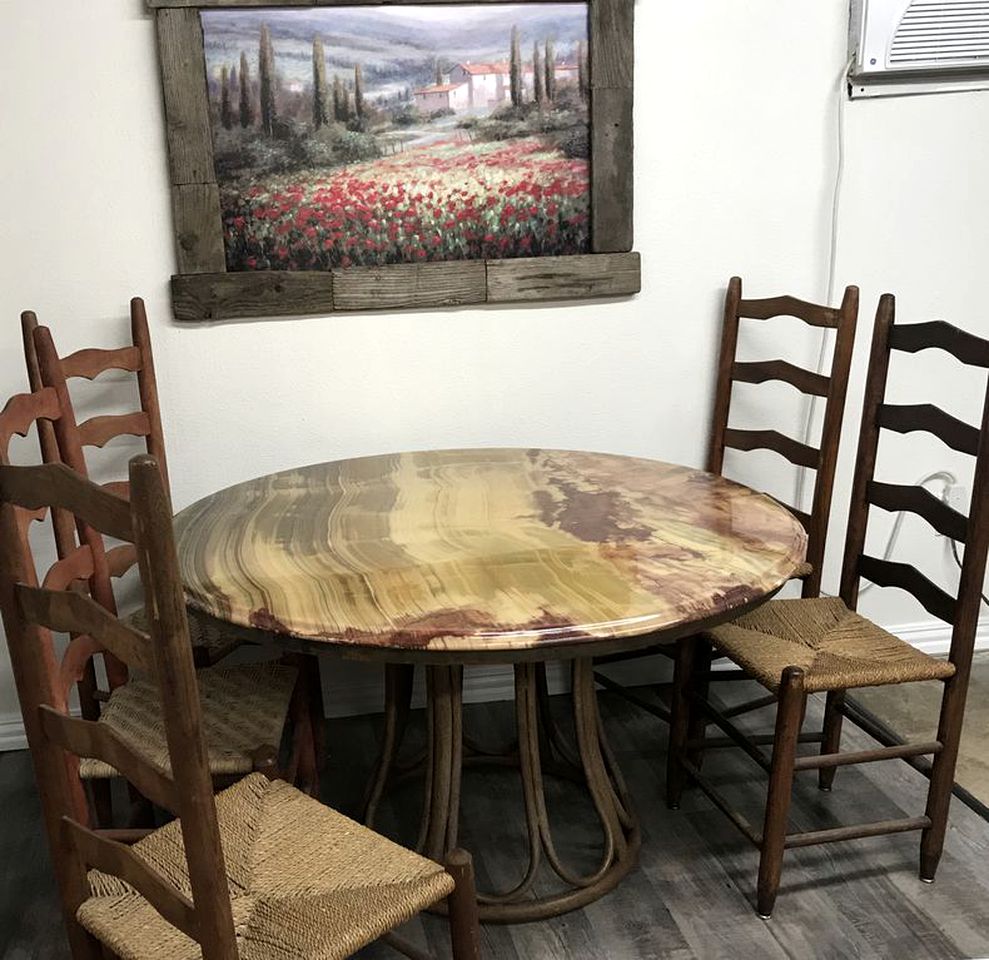 Private Cabin Rental with a Fishing Pond near Whitesboro, Texas