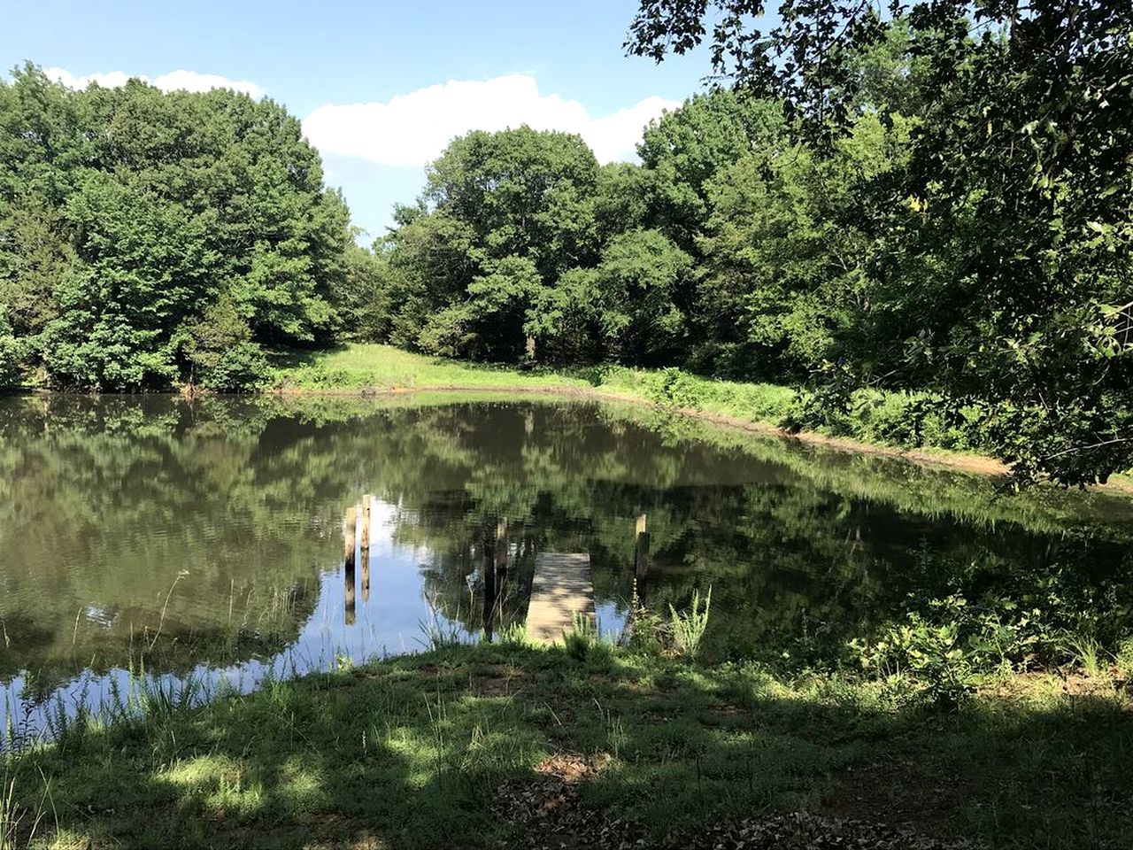 Private Cabin Rental with a Fishing Pond near Whitesboro, Texas