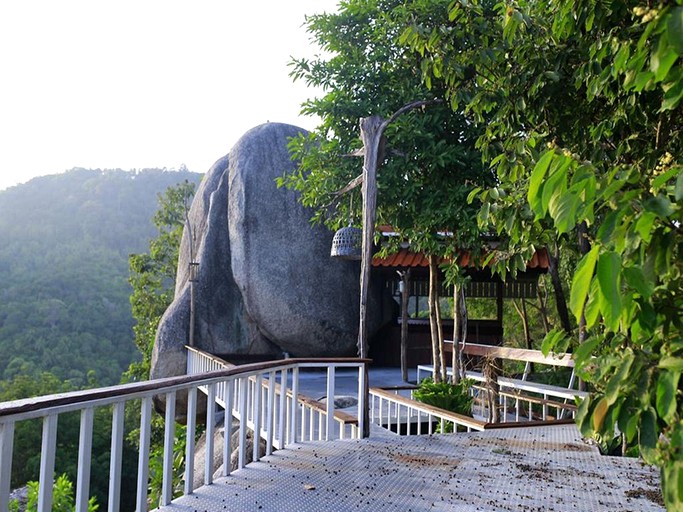 Huts (Ko Pha-ngan Island, Southern Thailand, Thailand)